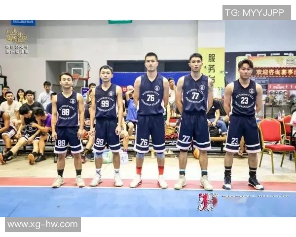 武汉羽毛球队快攻战术解析与实战应用研究